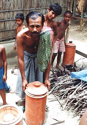 Distribution of clay pot filter to arsenic patients